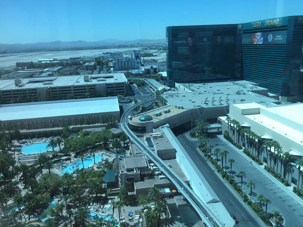 True 1Br Balcony Suite With Strip View At Mgm Signature Las Vegas Exteriér fotografie